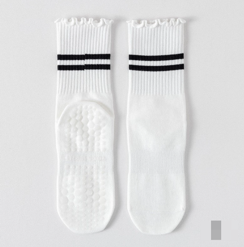 Pilates Non-Slip Grip Socks – Breathable Cotton Yoga & Fitness Socks